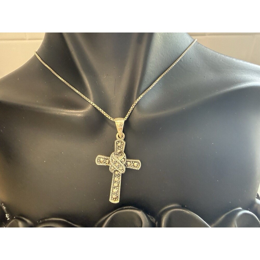 PD Italy 925 Marcasite Cross Pendant Necklace Premier Designs Vintage Style